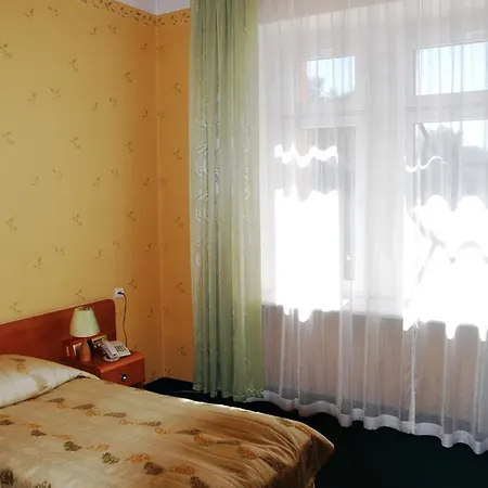 Hotel Palac Polonia 2*