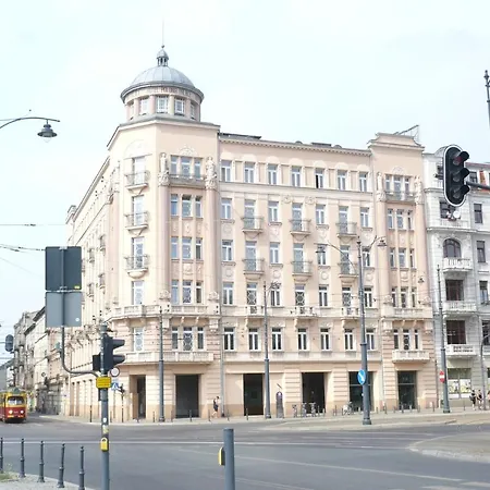 Hotel Palac Polonia 2*